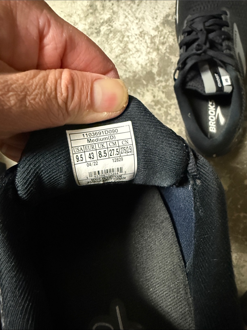 Brooks Ghost 14 Men's Running Shoes - Black and Gray - Picture 6 of 8